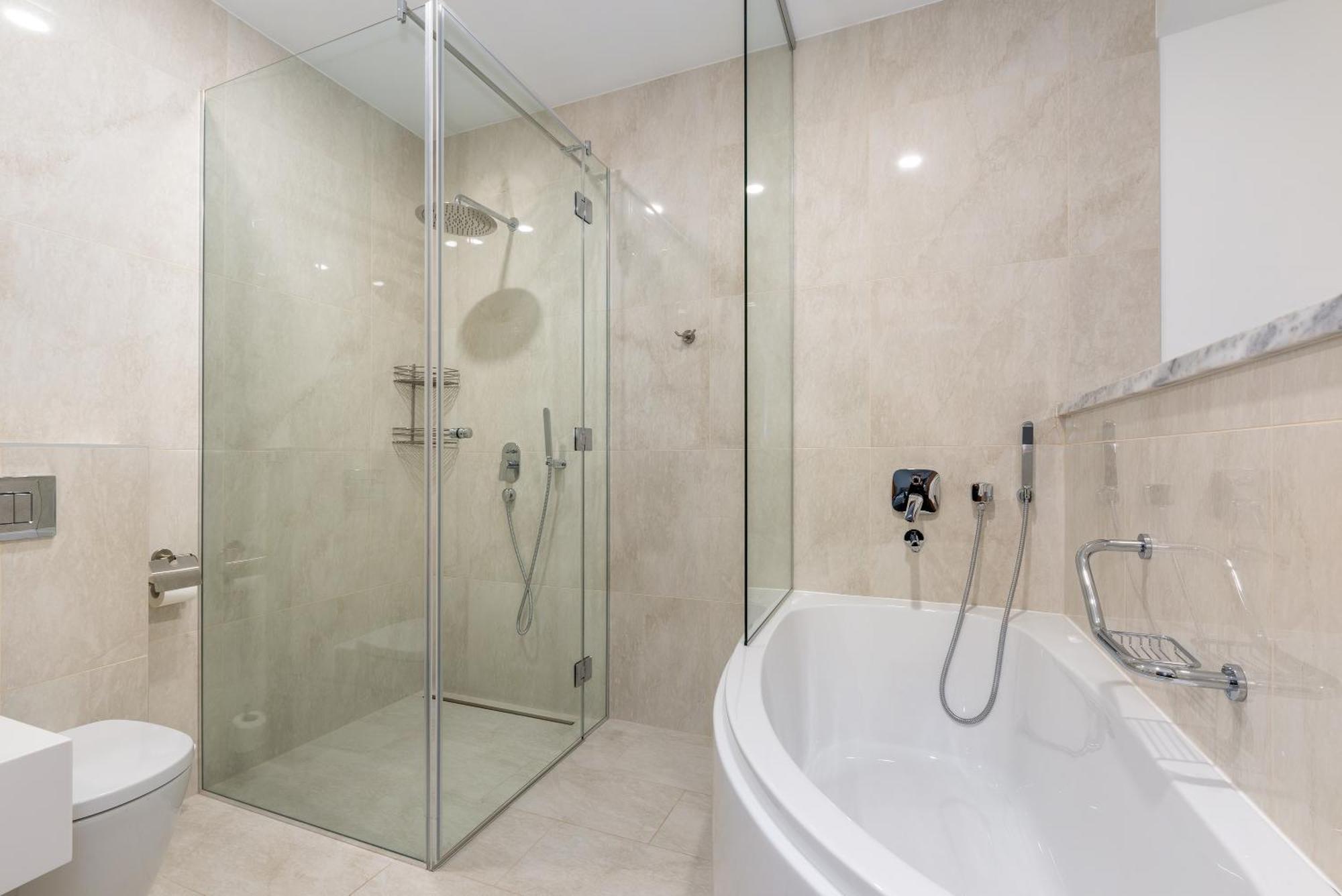The Manor Sports & Spa Torva Ngoại thất bức ảnh