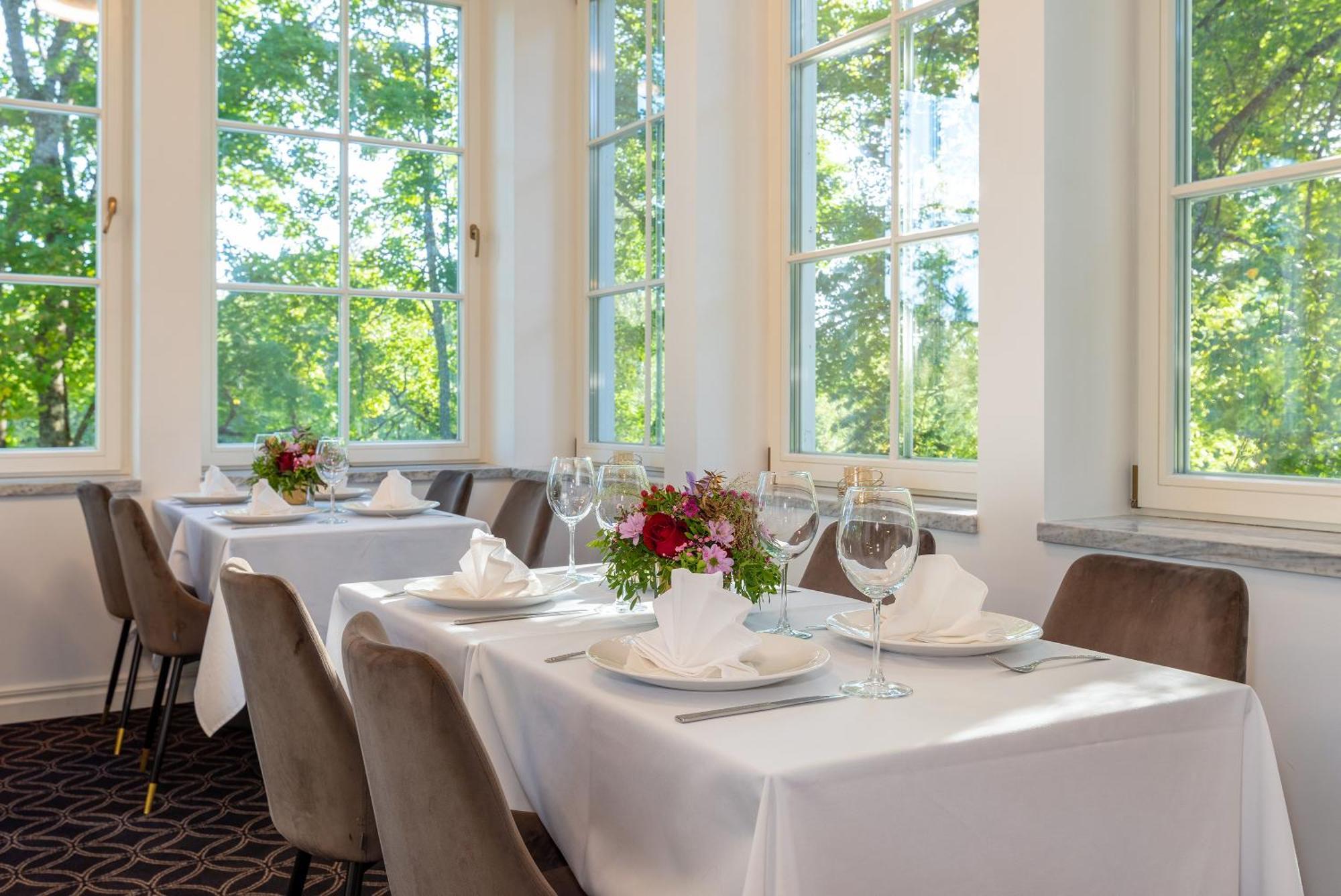 The Manor Sports & Spa Torva Ngoại thất bức ảnh