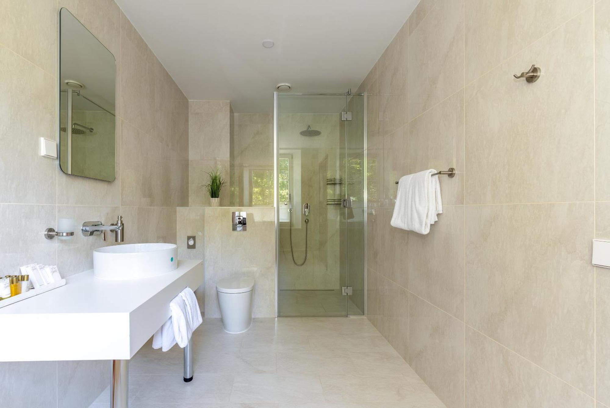 The Manor Sports & Spa Torva Ngoại thất bức ảnh